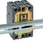 Скоба RCS-2 на DIN-рейку для ВА88-33 (SVA20D-S35-3). Крепление на DIN-рейку. IEK